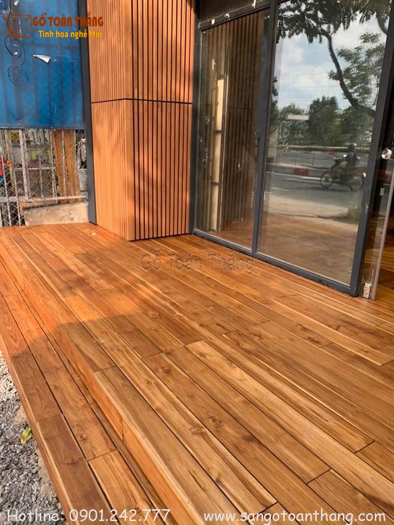 Sàn gỗ Teak ngoài trời có nhiều tính năng vượt trội