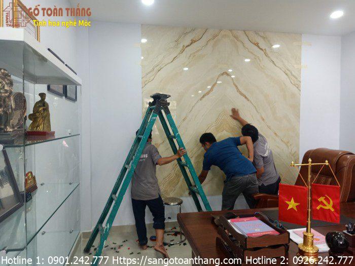 Tranh nhựa vân đá tráng gương thi công tại Tân Bình, TPHCM