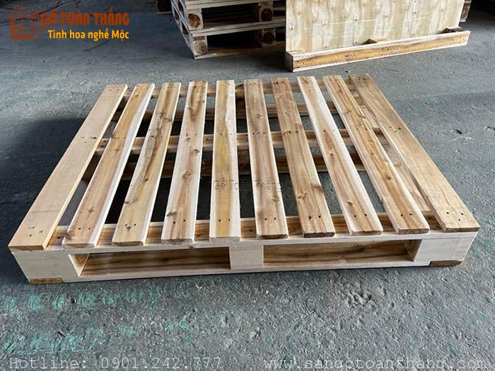 Pallet gỗ tràm