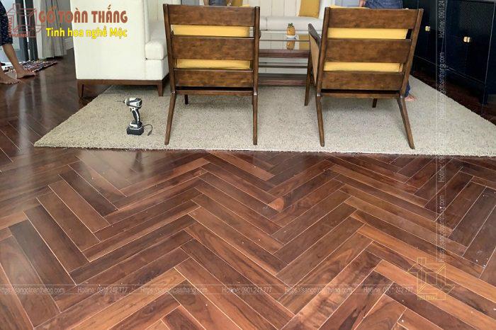 Sàn gỗ Óc Chó Xương cá 2 Sàn gỗ Óc Chó Xương cá - Ảnh 2