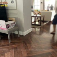 Sàn gỗ Óc Chó Xương cá 18