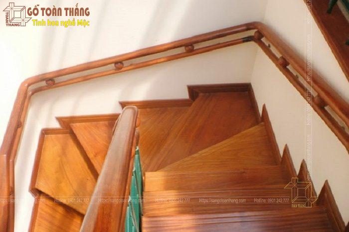 Cầu thang gỗ Căm Xe 3 Cầu thang gỗ Căm Xe - Ảnh 3