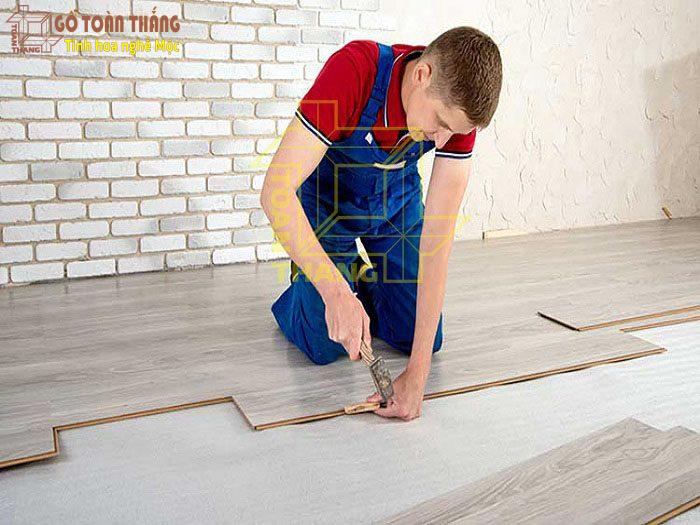 Chọn hướng lát sàn gỗ rất quan trọng cho thi công