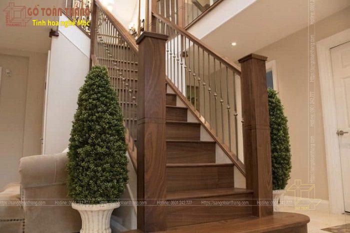 Cầu thang gỗ Óc Chó (Walnut) 5 Cầu thang gỗ Óc Chó (Walnut) - Ảnh 5