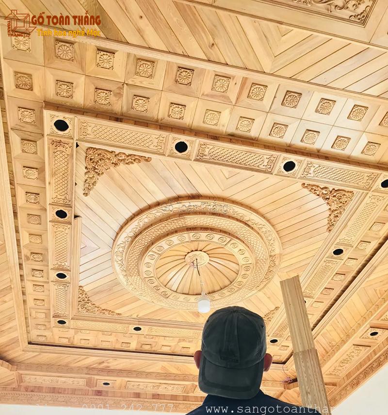 Trần gỗ Pơ Mu màu sắc sáng đẹp Trần gỗ Pơ Mu màu sắc sáng đẹp