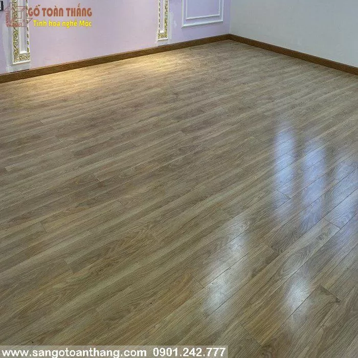 Sàn nhựa dán keo 2mm 3mm giá rẻ, Báo giá mới Năm 2025 45 Sàn nhựa dán keo được sử dụng phổ biến trong các công trình hiện nay