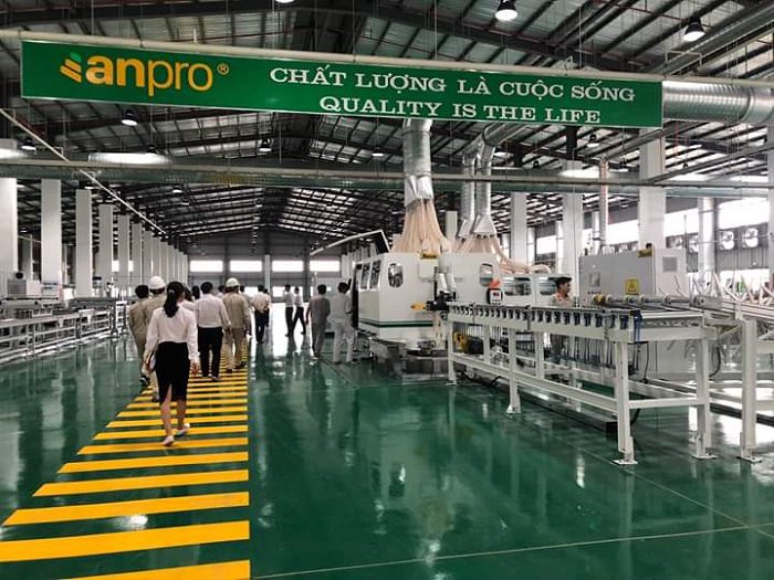 Nhà máy sàn nhựa hèm khóa Anpro