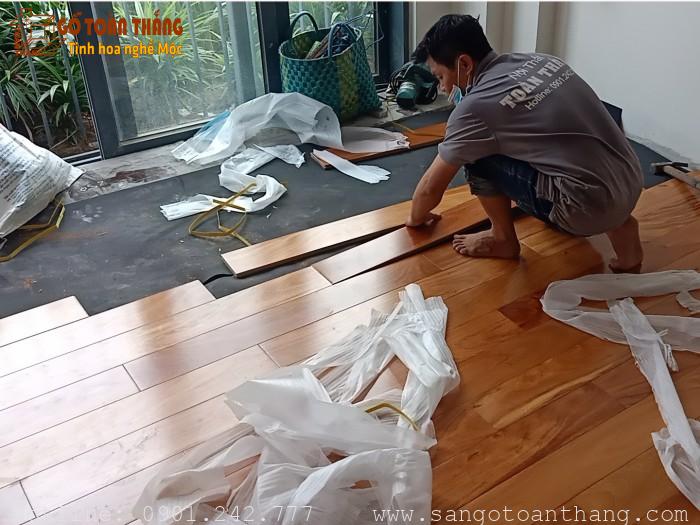 Công trình Sàn Gõ đỏ tại Thủ Đức - Căn hộ A Vinh 13 Thi cong san go go do