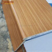 Cầu thang nhựa giả gỗ CTN-02 3