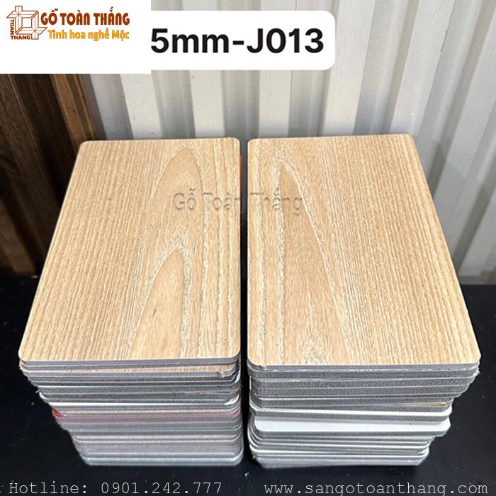 Tấm than tre 5mm vân gỗ J013 1 Tấm than tre 5mm vân gỗ J013