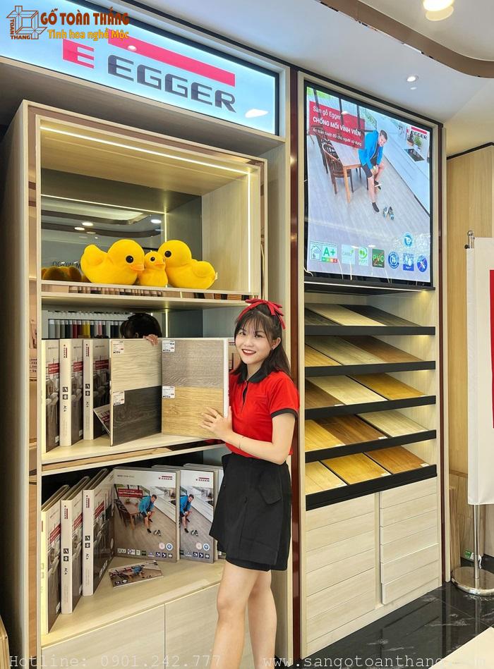 Nội thất showroom sử dụng gỗ MFC