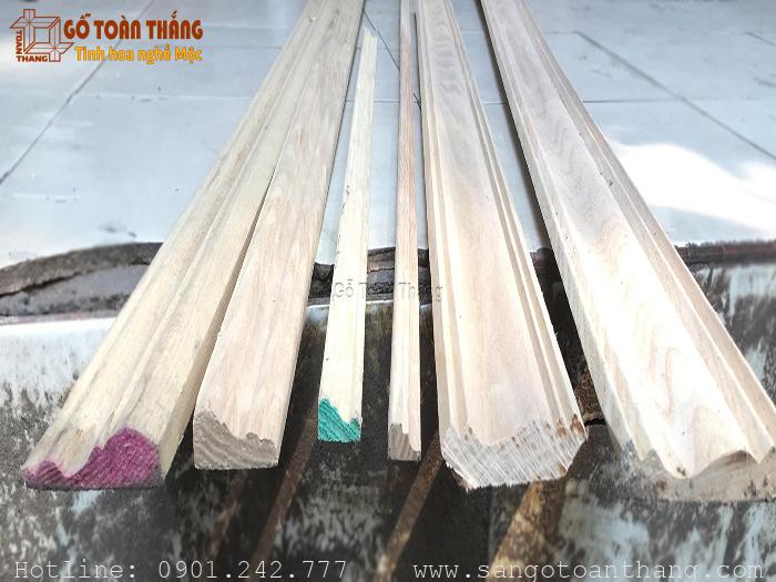 Phào chỉ gỗ tự nhiên: 28+ Mẫu đẹp và báo giá năm 2025 4 Phào gỗ tự nhiên có nhiều loại