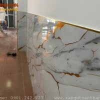 Tấm nhựa giả đá dát vàng Galawood PVC237 4