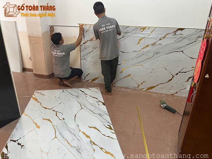 Tấm nhựa vân đá dát vàng Galawood PVC 237 Tấm nhựa vân đá dát vàng Galawood PVC 237