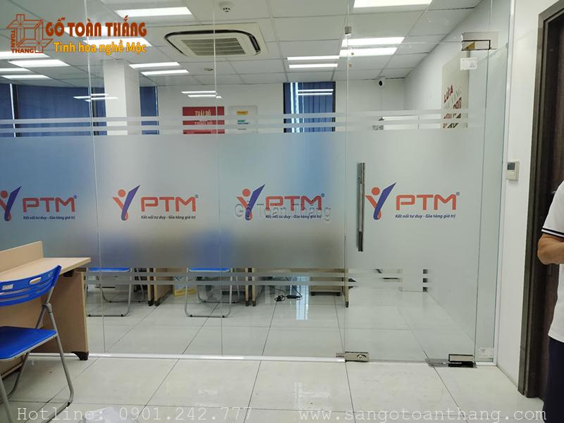 Mẫu Decal dán kính đẹp công trình 02