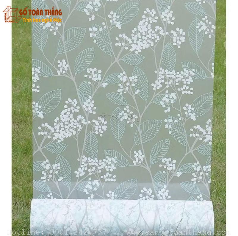 Decal dán kính có cấu tạo đơn giản