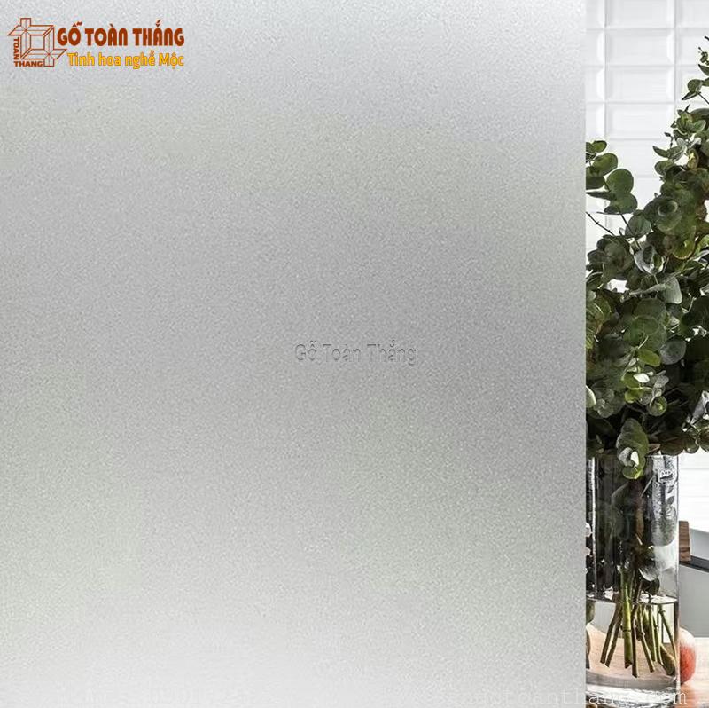 Decal kính mờ được sử dụng nhiều nhất