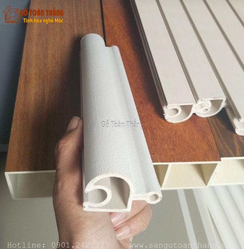 Tấm lam sóng bán nguyệt uốn cong được sản xuất rời từng thanh