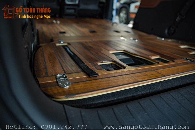 Nâng cấp sàn xe bằng sàn gỗ cao cấp