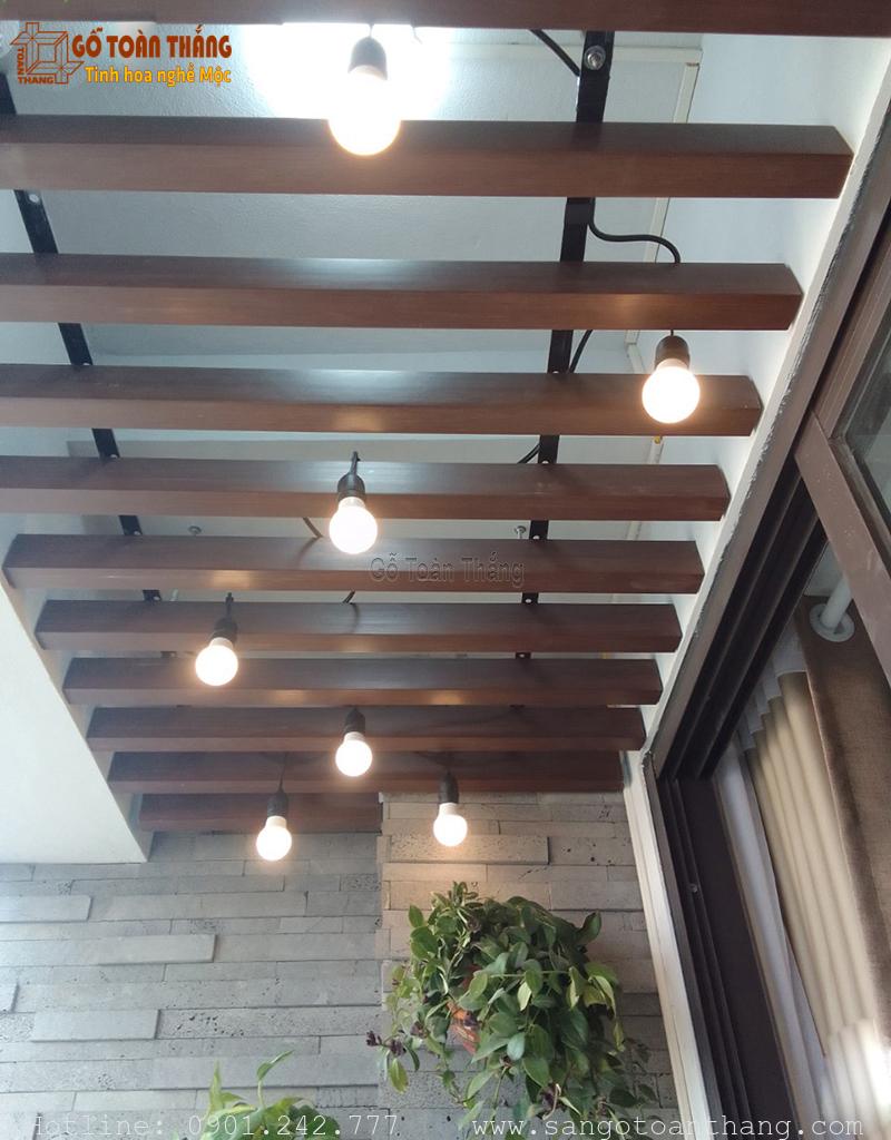 Lựa chọn loại trần ban công theo từng phong cách thiết kế