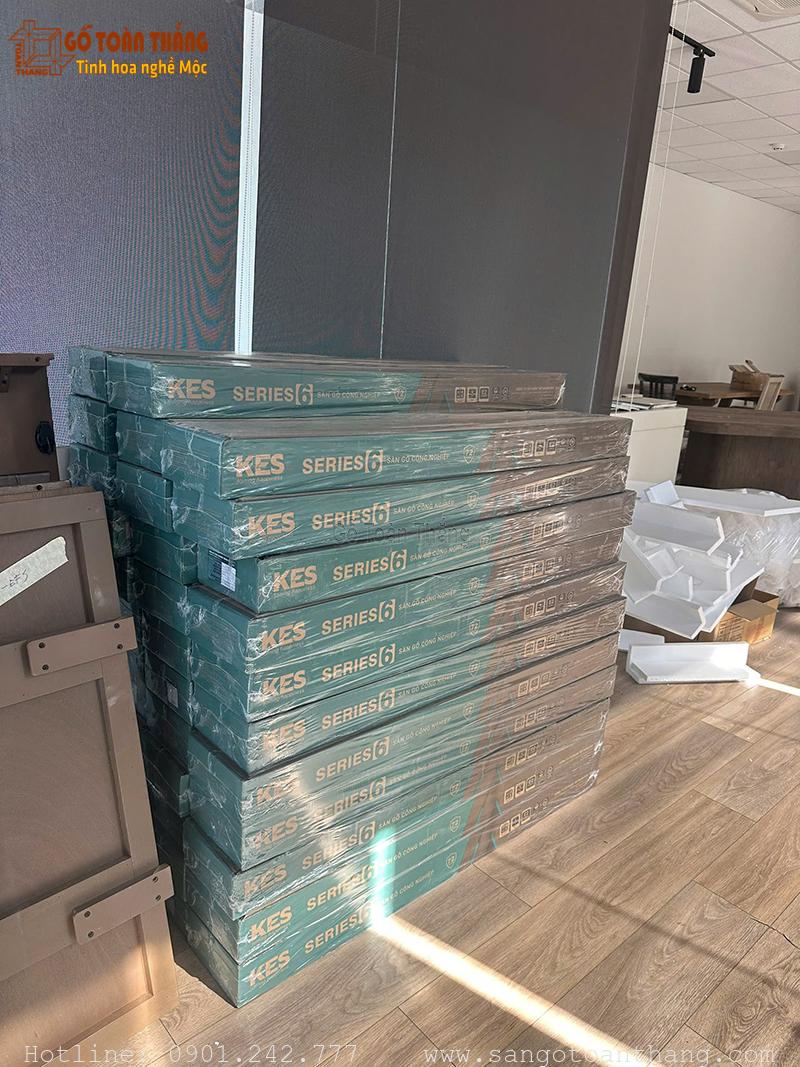 Sàn gỗ công nghiệp KES với về mặt vân gỗ độc đáo Sàn gỗ công nghiệp KES với về mặt vân gỗ độc đáo