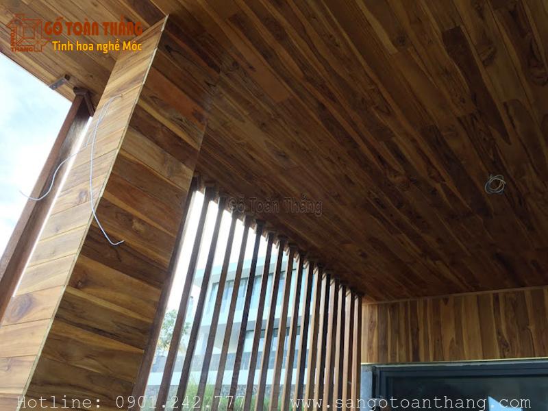 Trần gỗ Teak ngoài trời nên chọn tỷ lệ phần lõi nhiều
