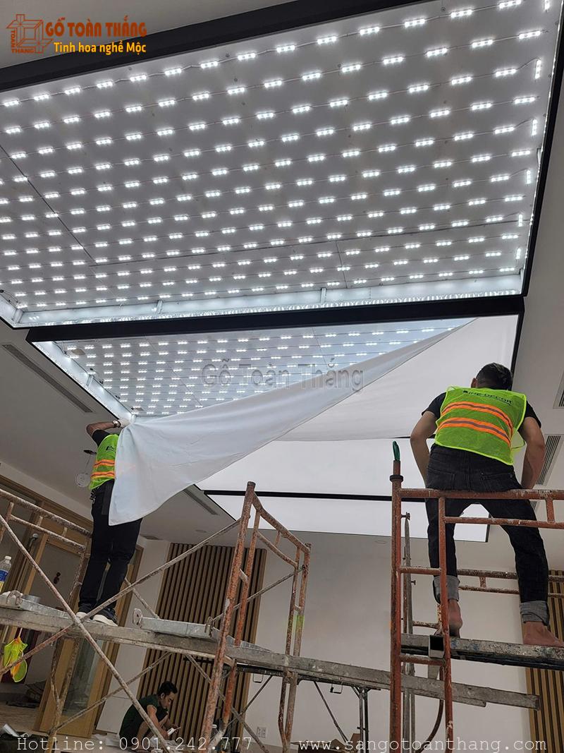 Căng màng xuyên sáng