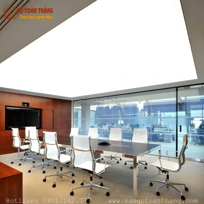 Bàn giao sản phẩm trần xuyên sáng cho chủ đầu tư