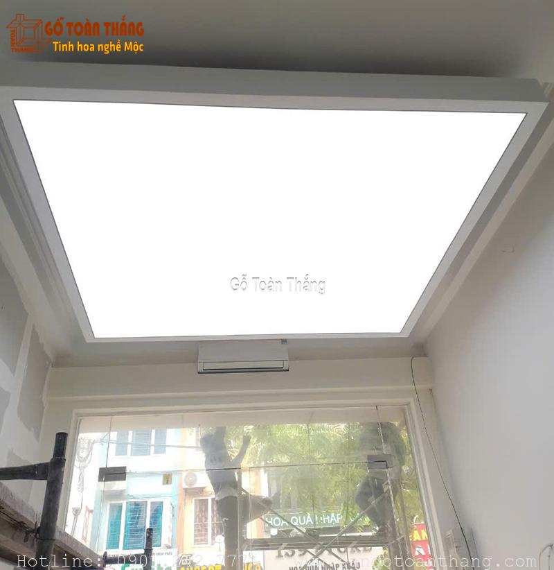 Kiểm tra hệ thống điện trần xuyên sáng và chạy thử