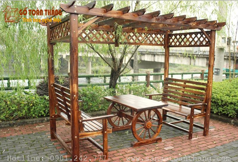 Bàn ghế gỗ Thông là loại gỗ phổ biến trồng được