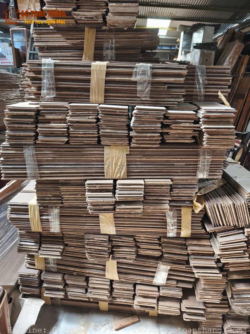 Giá Sàn gỗ tự nhiên cũ chỉ tầm 30% sàn gỗ mới từ nhà máy