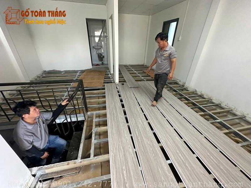 Sàn nhựa chịu lực Kosmos làm gác lững là chủ yếu