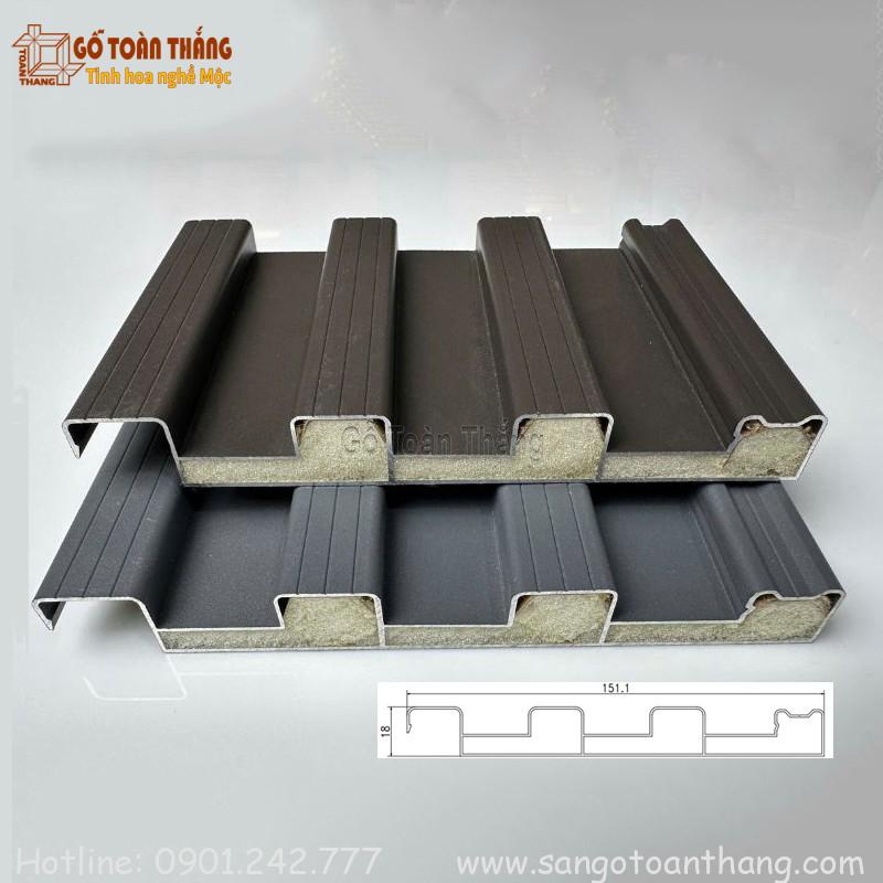 Tấm lợp nhôm sóng lõi Foam PU 1 Tấm lợp nhôm sóng lõi Foam PU
