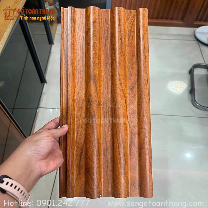 Lam sóng nhôm bán nguyệt hay còn gọi là lam sóng tròn bằng nhôm