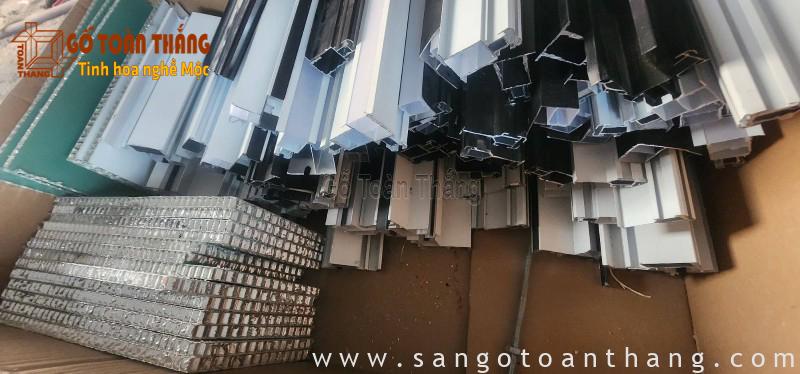 Tấm trần nhôm tổ ong và phụ kiện Tấm trần nhôm tổ ong và phụ kiện