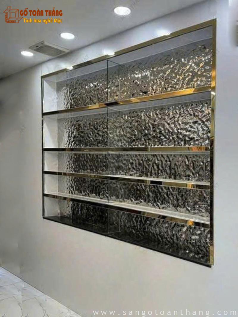 Tấm inox sóng nước 3D: Ưu điểm, Phân loại, Báo giá năm 2026 16 Tấm inox sóng nước trang trí showroom