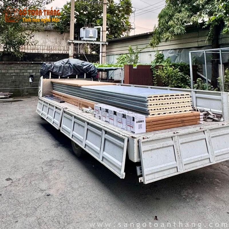 Sàn gỗ Toàn Thắng cung cấp nhiều dòng vật liệu hoàn thiện nội thất, ngoại thất