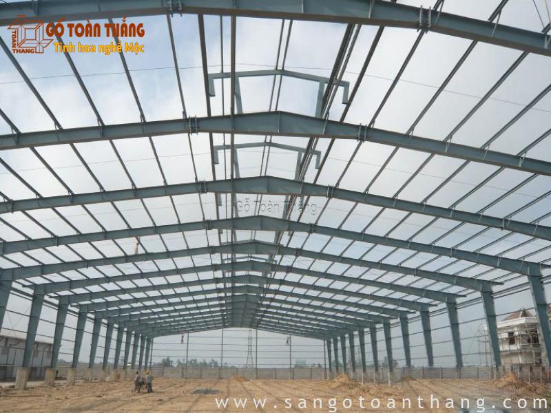 Tạo độ dốc của Mái panel đúng kỹ thuật