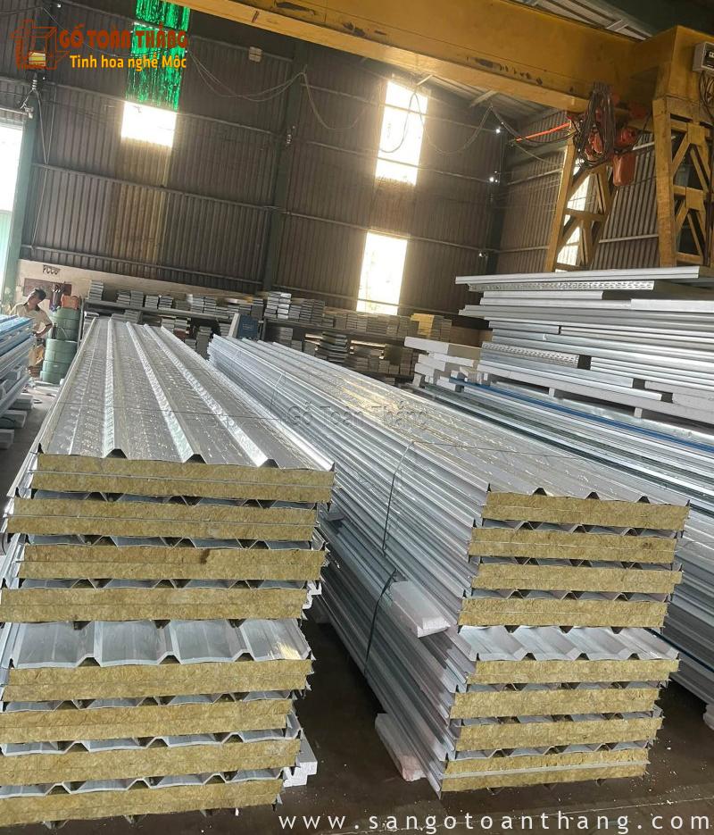 Mái panel bông khoáng cách nhiệt